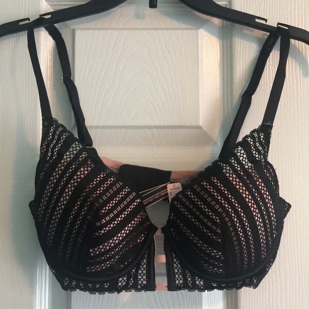 VS Lace Bra